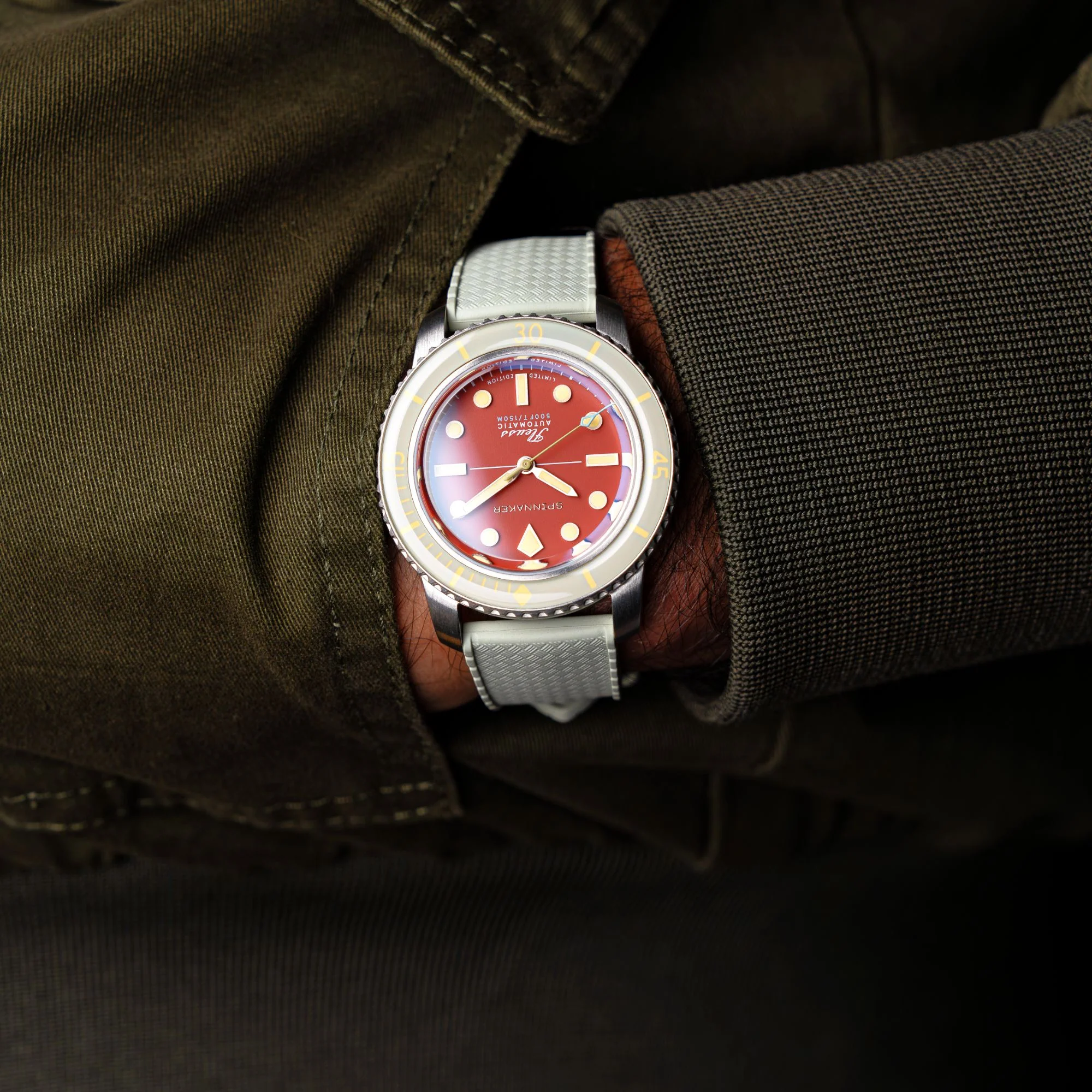 Coral Red 6 Coral Red